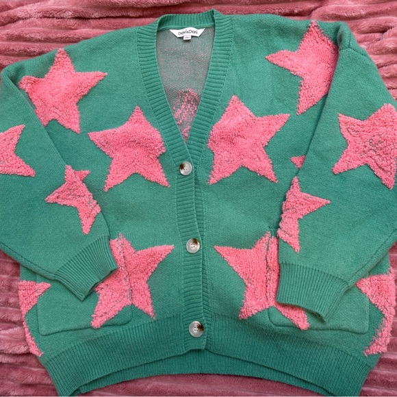 DAVI & DANI Green and Pink Star Cardigan - Picture 2 of 8